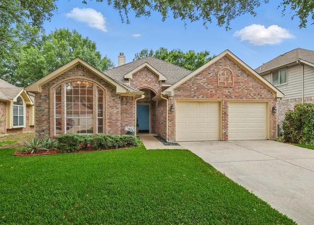 Property at 4704 Misty Ridge Dr, Fort Worth, TX 76137, 3 beds, 2 baths