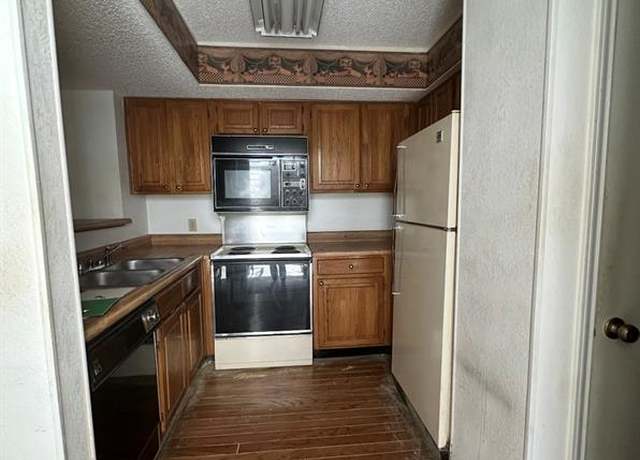 Property at 2310 Bamboo Dr Unit J201, Arlington, TX 76006, 1 bed, 1 bath