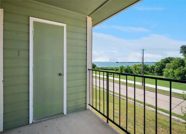 Property at 5809 Lake Hubbard Pkwy #308, Garland, TX 75043, 1 bed, 1 bath
