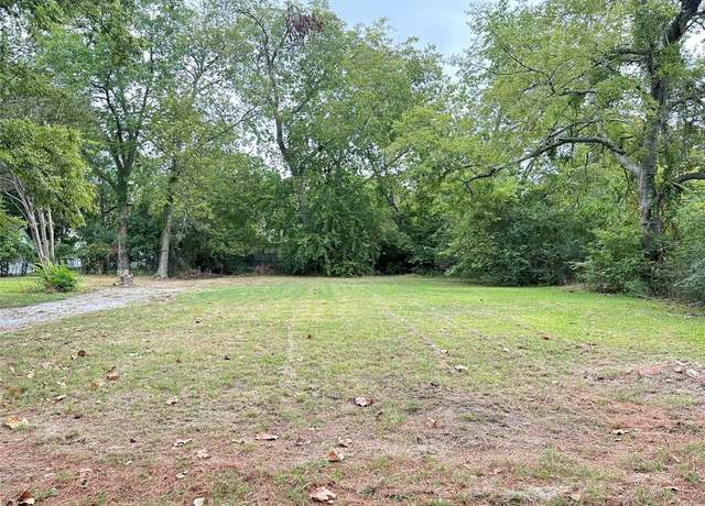 Property at 1418 Park St, Commerce, TX 75428