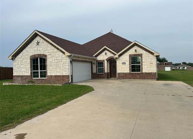 Property at 151 Crump Cir, Red Oak, TX 75154, 5 beds, 2.5 baths
