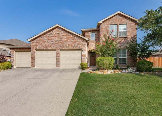 Property at 1040 Albatross Ln, Aubrey, TX 76227, 5 beds, 3.5 baths