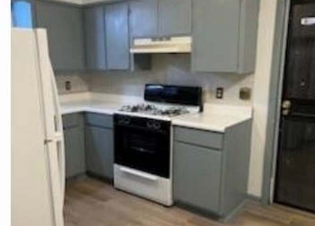 Property at 742 W 69th St, Shreveport, LA 71106, 3 beds, 1 bath