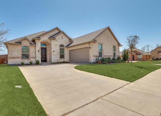 Property at 3643 Orchard St, Grand Prairie, TX 76065, 4 beds, 2.5 baths