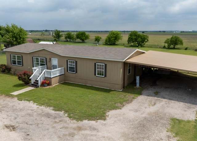 Property at 282 Private Road 4732, Rhome, TX 76078, 5 beds, 2 baths