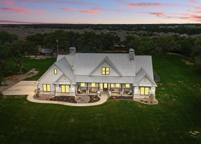 Property at 408 Creek Hill Way, Justin, TX 76247, 4 beds, 3.5 baths