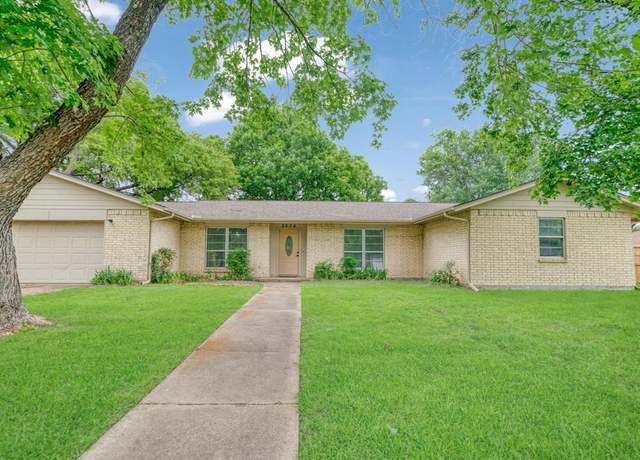 Property at 2004 Blue Bird Cir, Bonham, TX 75418, 3 beds, 2 baths