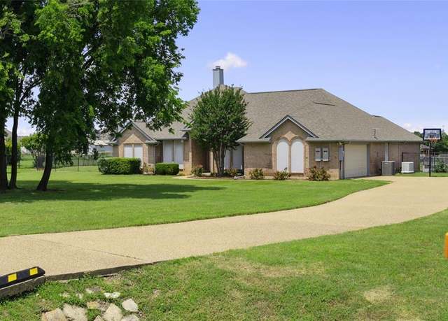 Property at 10508 Abigale Ct, Crowley, TX 76036, 4 beds, 3 baths
