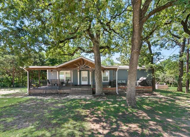 Property at 7612 Fm 3136, Alvarado, TX 76009, 3 beds, 2 baths