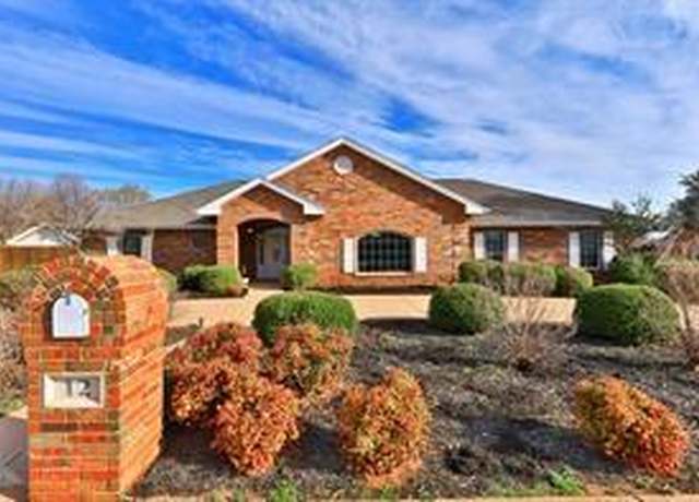 Property at 12 Mission Hls, Abilene, TX 79606, 4 beds, 2.5 baths