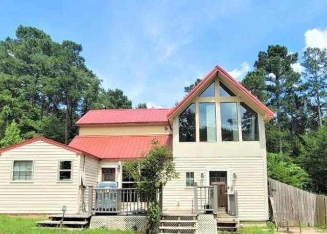 Property at 376 Sandlewood Loop, Avinger, TX 75630, 3 beds, 2 baths