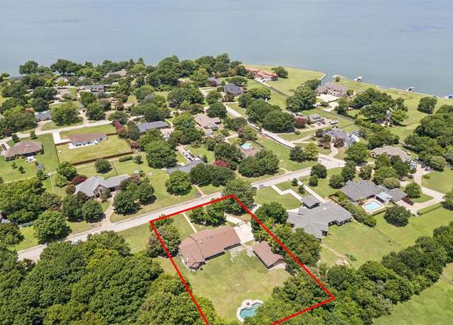 Property at 660 Sorita Cir, Heath, TX 75032, 4 beds, 3 baths