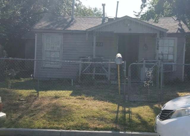 Property at 1724 Lloyd Ave, Fort Worth, TX 76105, 3 beds, 1 bath