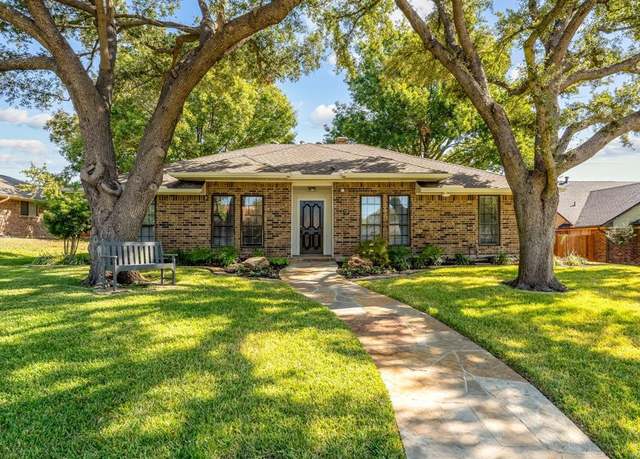 Property at 1128 Bayshore Dr, Rockwall, TX 75087, 3 beds, 2 baths