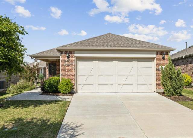 Property at 7649 Heritage Dr, Little Elm, TX 76227, 3 beds, 2 baths