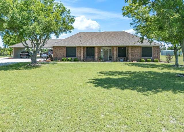 Property at 259 Goodnight Trl, Rhome, TX 76078, 4 beds, 2 baths