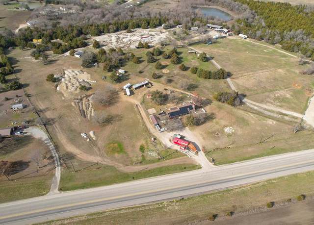 Property at 11678 S State Highway 121 Hwy, Trenton, TX 75490, 3 beds, 2 baths