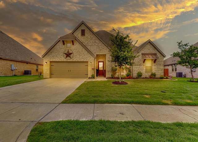 Property at 217 Sequoia Dr, Forney, TX 75126, 4 beds, 3.5 baths