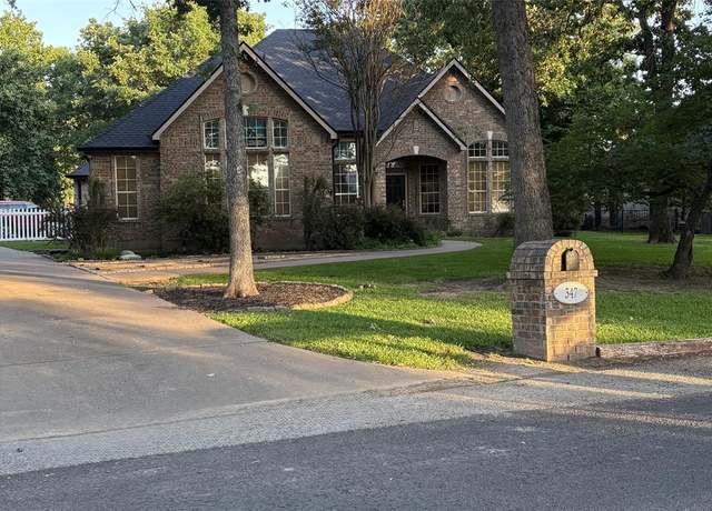 Property at 347 Saint Andrews Dr, Mabank, TX 75156, 3 beds, 2 baths