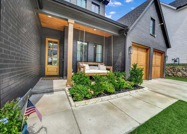 Property at 1117 Mountain View Dr, Weatherford, TX 76087, 4 beds, 2.5 baths