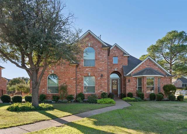 Property at 1100 Durango Cir, Shady Shores, TX 76208, 4 beds, 4 baths