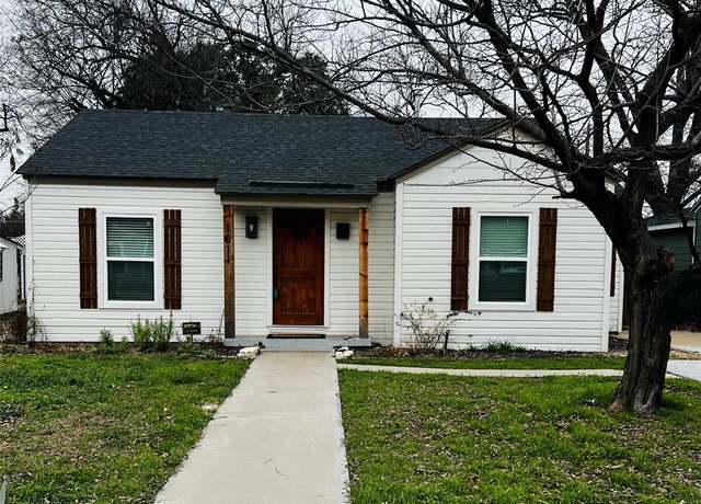 Property at 1611 Wilbur St, Dallas, TX 75224, 2 beds, 2 baths