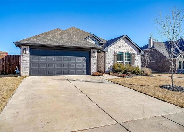 Property at 1325 Elk Ridge Dr, Crowley, TX 76036, 3 beds, 2 baths