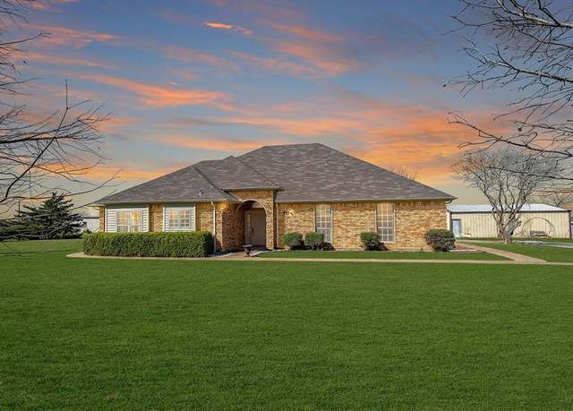 Property at 2075 Huling Rd, Sanger, TX 76266, 4 beds, 2 baths