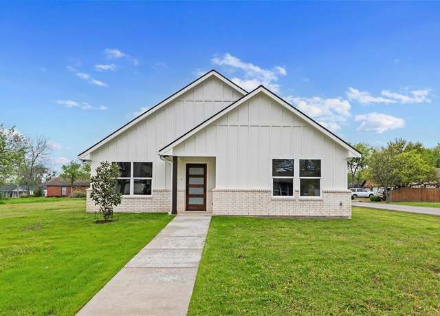 Property at 307 S Carlton St, Ennis, TX 75119, 3 beds, 2 baths