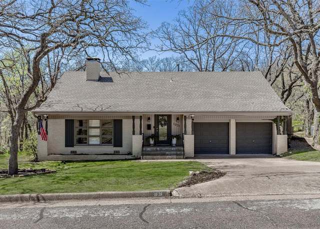 Property at 1031 S Fairbanks, Denison, TX 75020, 4 beds, 2 baths