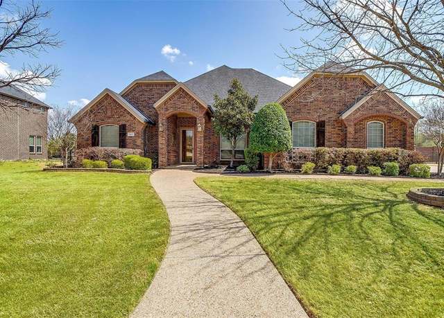 Property at 1433 Valley Crest Ct, Burleson, TX 76028, 4 beds, 3 baths
