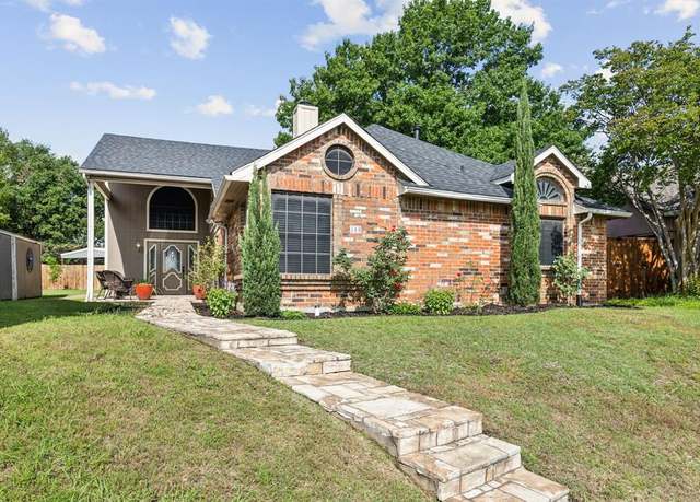 Property at 400 Crooked Ln, Mesquite, TX 75149, 4 beds, 2 baths