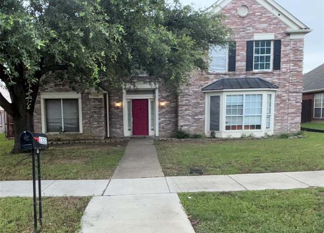 Property at 1322 Old Barn Ln, Lewisville, TX 75067, 4 beds, 2.5 baths