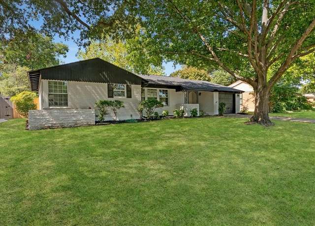 Property at 3613 W Seminary Dr, Fort Worth, TX 76109, 3 beds, 1.5 baths