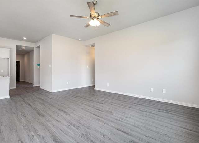 Property at 212 Painted Trl, Forney, TX 75126, 5 beds, 3 baths