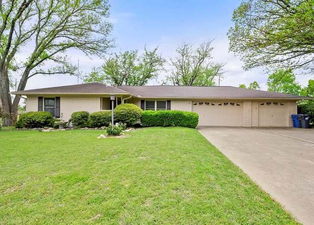 Property at 400 Trailridge Dr, Corsicana, TX 75110, 3 beds, 2 baths