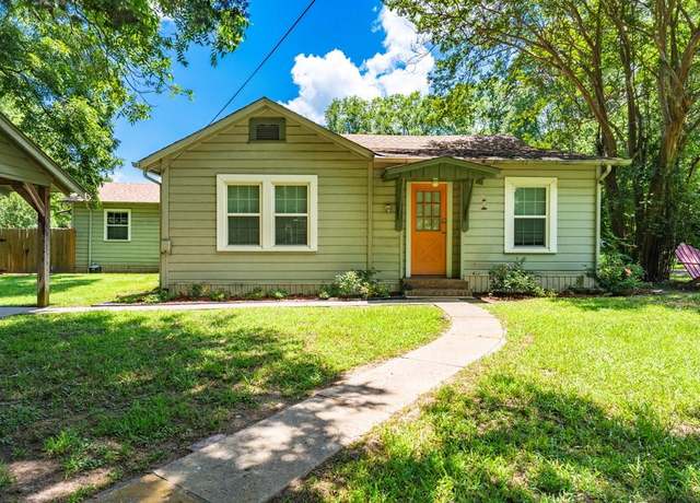 Property at 11196 Moss St, Brownsboro, TX 75756, 3 beds, 2 baths