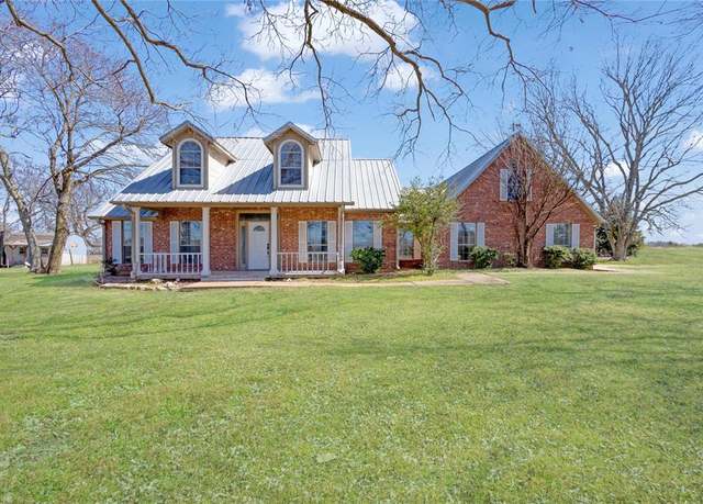 Property at 3686 FM 100, Honey Grove, TX 75446, 4 beds, 3 baths
