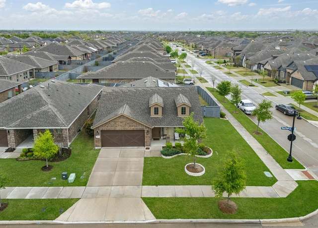 Property at 7433 Wispy Willow Ln, Little Elm, TX 76227, 4 beds, 2 baths