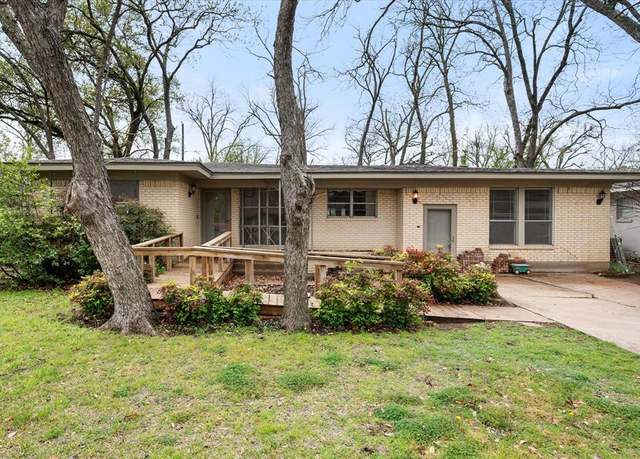 Property at 1604 Marshalldale Dr, Arlington, TX 76013, 3 beds, 2 baths