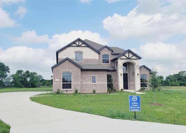 Property at 671 Wales Ct, Waxahachie, TX 75167, 4 beds, 3 baths