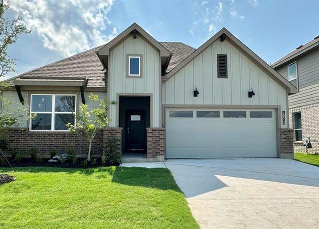 Property at 10512 Blue Lapis Rd, Fort Worth, TX 76036, 4 beds, 2.5 baths