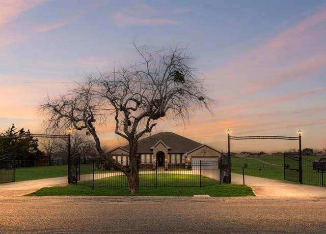 Property at 11004 County Road 587, Royse City, TX 75189, 4 beds, 3 baths