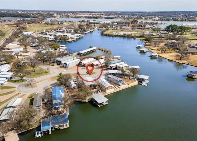 Property at 821 Brazos Harbor Cir, Granbury, TX 76048, 1 bed, 1.5 baths