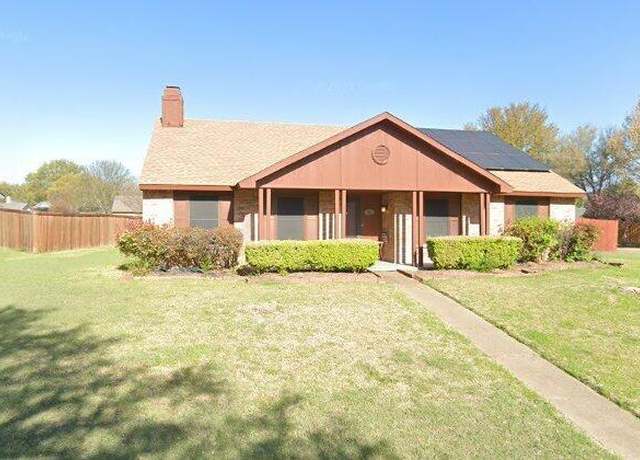 Property at 911 Whitewater Trl, Desoto, TX 75115, 3 beds, 2 baths