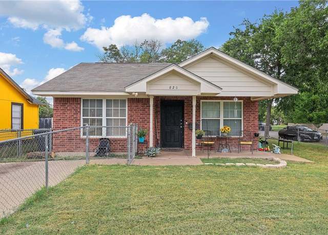 Property at 820 Carver St, Waco, TX 76704, 3 beds, 2 baths