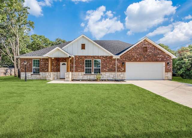 Property at 215 Addison St, Lake Dallas, TX 75065, 4 beds, 2.5 baths