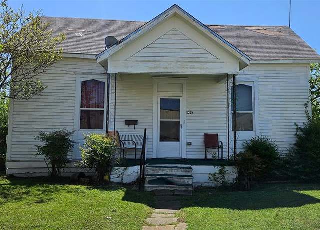 Property at 1024 E Pecan St, Sherman, TX 75090, 1 bed, 1 bath