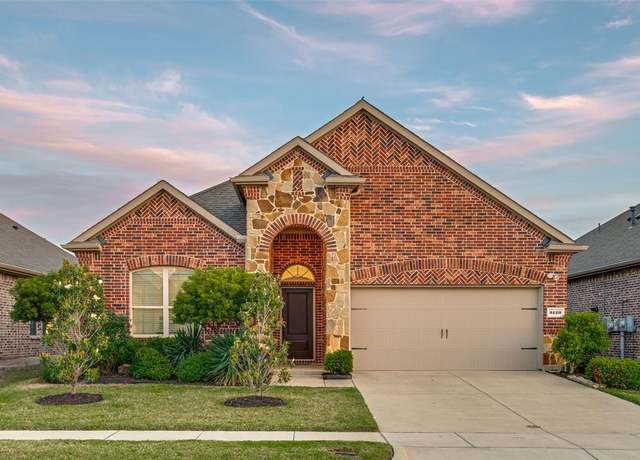 Property at 3129 Maverick Dr, Heath, TX 75126, 4 beds, 2 baths