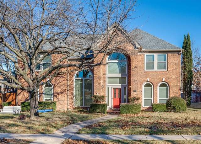 Property at 1121 Greenpark Dr, Plano, TX 75075, 4 beds, 2.5 baths